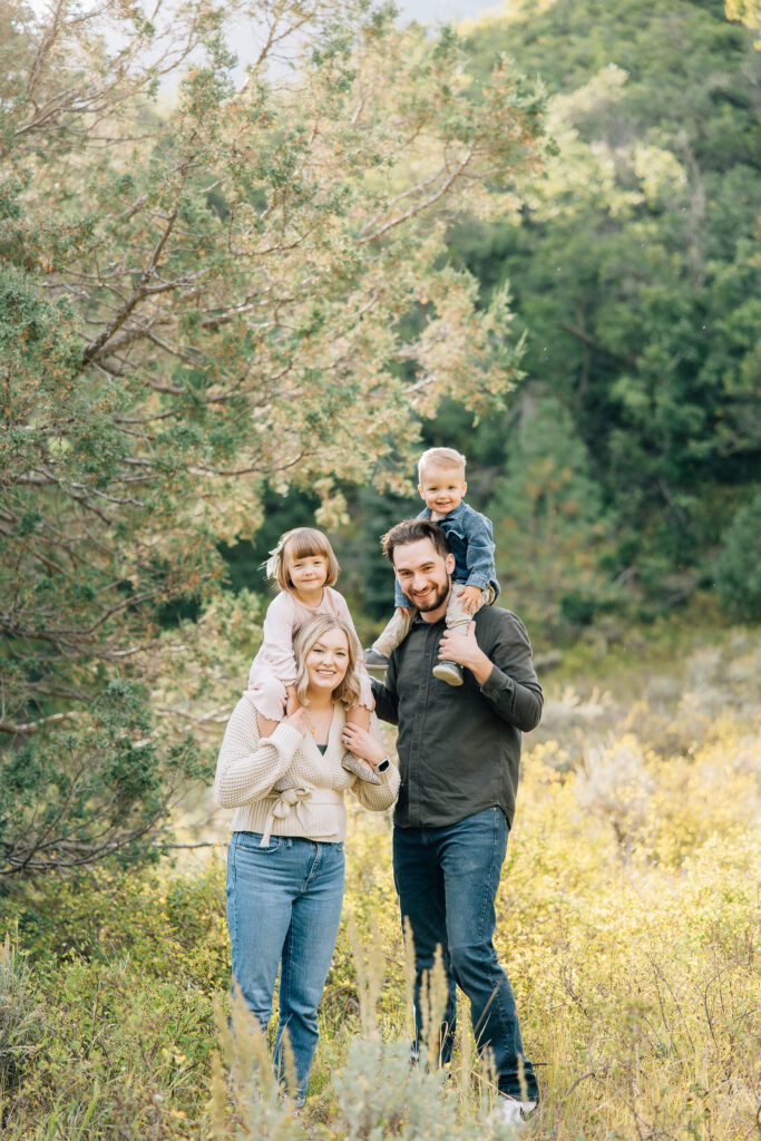 It's important to set aside time for family pictures even when you're in a busy stage of life. #KaileeMatsumuraPhotography #Tenneseefamilyphotographer #whyfamilypicturesareworthit #familyphotoinspo #TenneseePhotographers #Memphisphotographer #reasonstotakefamilyphotos #bartlettphotographer