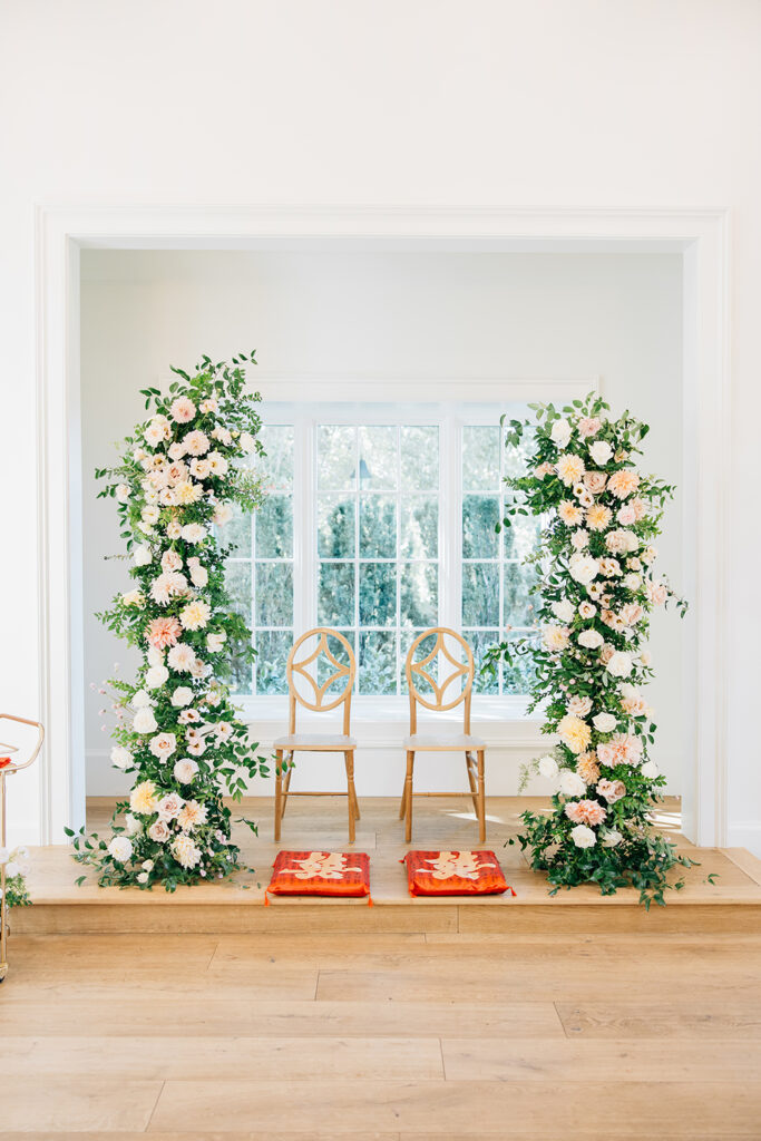 Mississippi wedding venue brought to life by a wedding planner who truly understands the couple's aesthetic and brings it to life. Floral arch tradition venue vendors wedding day ceremony decor small details #missippiweddingphotographer #tennesseweddingphotographer #KaileeMatsumura #Bartletttennesse #southhavenmissippi

