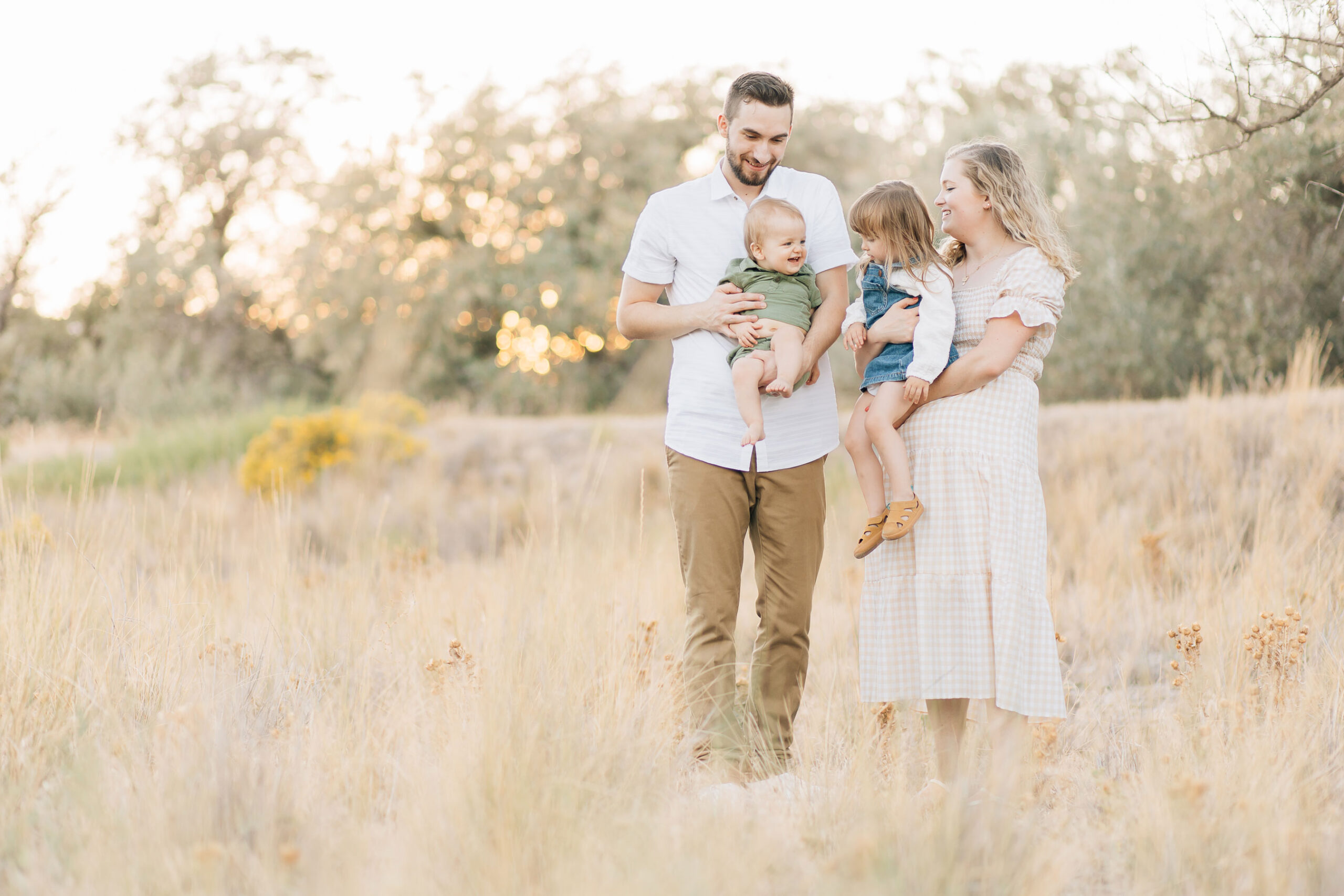 Put up photos in your children’s room of your family, they will love the special touch that only your photos will bring. Memories love childhood motherhood photo #KaileeMatsumuraPhotography #Familyphotomemories #Meaningfulfamilyphotos #Utahfamilyphototgrapher 
