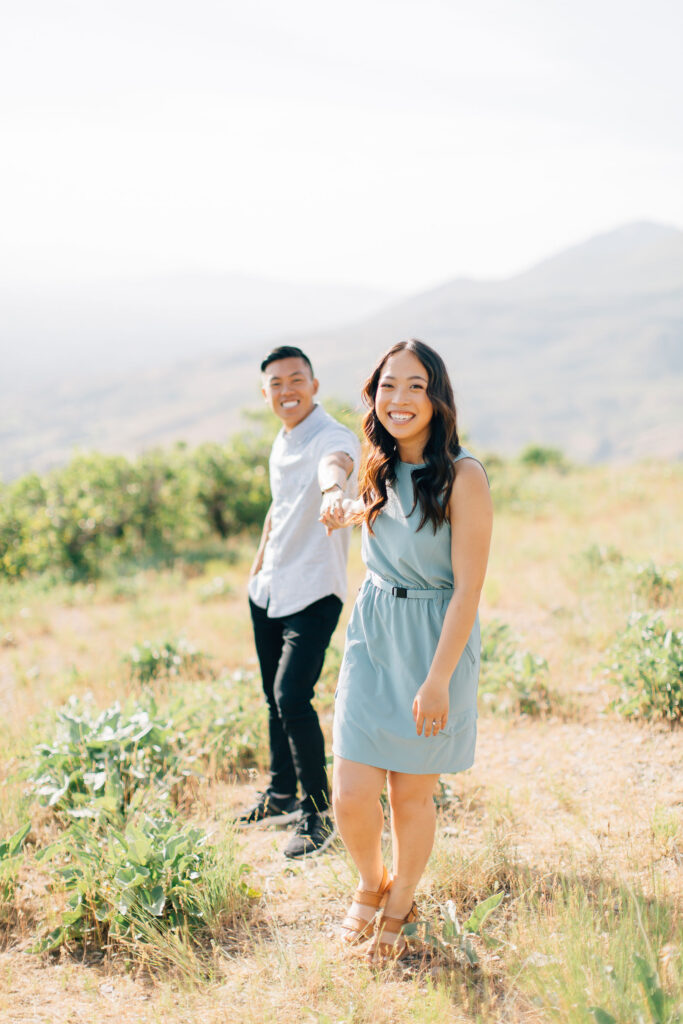 Engagement sessions are the perfect time to get to know your photographer better, both feeling more comfortable together for your wedding. Wedding engagements photos capture tips photographer #Engagementphotos #kaileematsumuraphotography #Engagementinspo #utahengagementphotography #SLCengagementphotographer 
